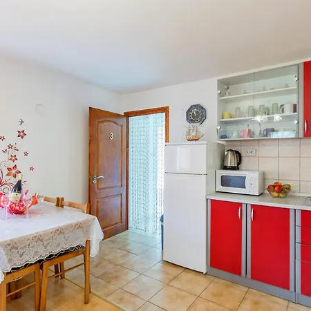 Apartment Silvia 143 Valbandon